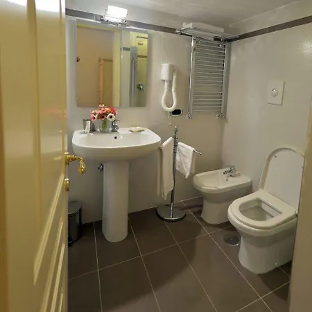 Oda ve Kahvaltı Residenza Via Dei Mille 5*