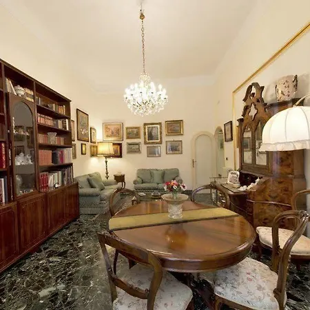 Oda ve Kahvaltı Residenza Via Dei Mille
