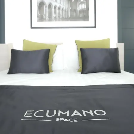Ecumano Space فندق نابولي