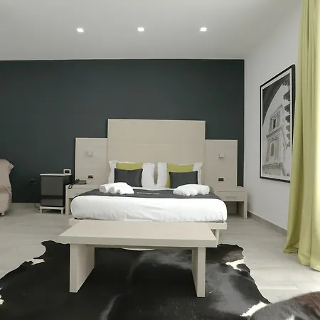 فندق Ecumano Space 3*