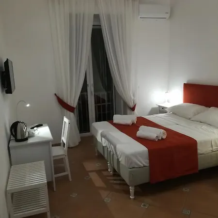 House Angioino 3* Neapel