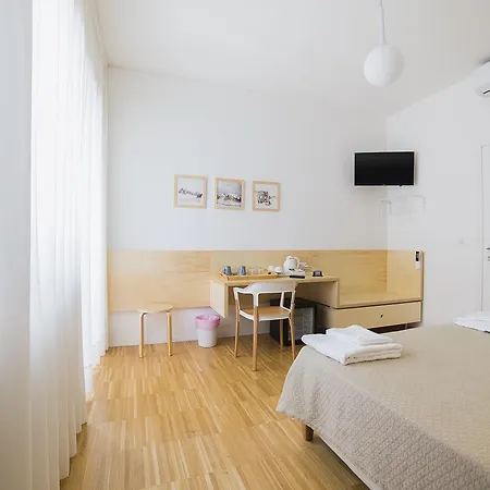 Le Stanze Di Piazza Dei Martiri 5* Nápoles