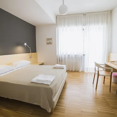 Le Stanze Di Piazza Dei Martiri 5*