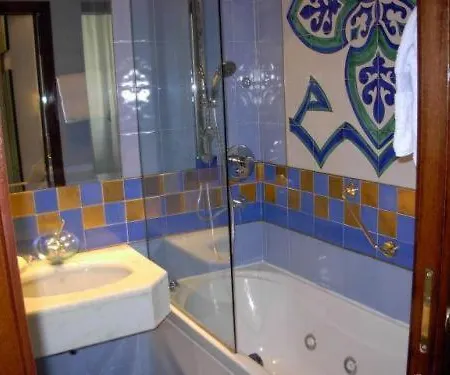 Miramare Otel 4*