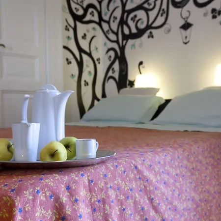 Al 68 Di Piazza Cavour Bed & Breakfast 3*