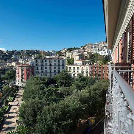 Napolicentro Mare - Sea View & Bed & Breakfast 2*