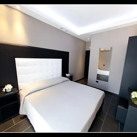 Fly Boutique 3*