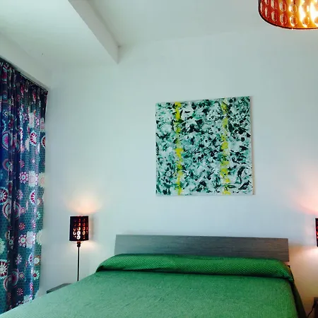 Couette-café Marina Resart & *