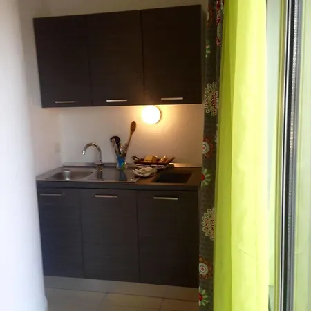 Couette-café Marina Resart & Naples