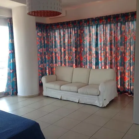 Couette-café Marina Resart &
