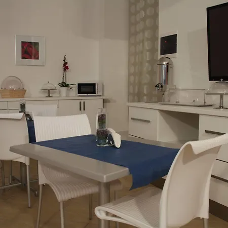 Bovio Modern Couette-café