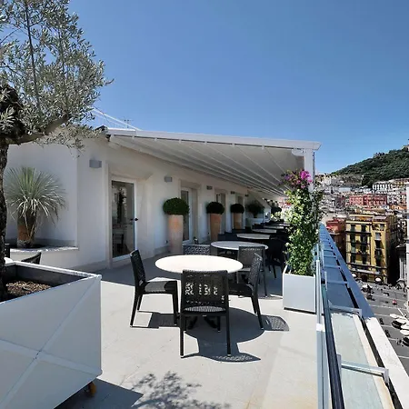 Grand Oriente 4* Naples