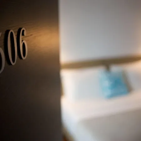 Attico Partenopeo 4*