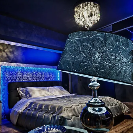 Angioino & Hotel 3*