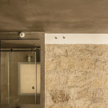 Belledonne & Gallery Bed & Breakfast 3*