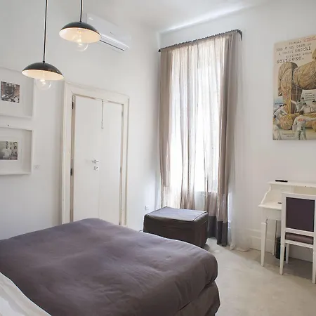 Bed & Breakfast Belledonne & Gallery Neapel
