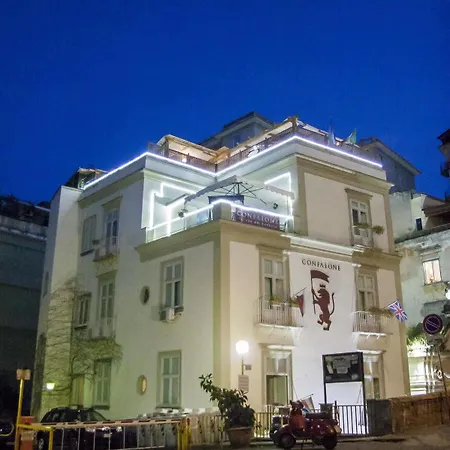 Confalone Aparthotel 2*