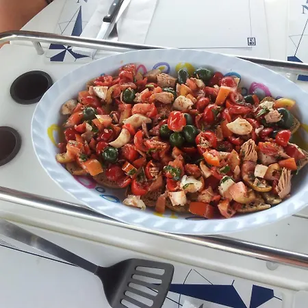 Scugnizza * נאפולי