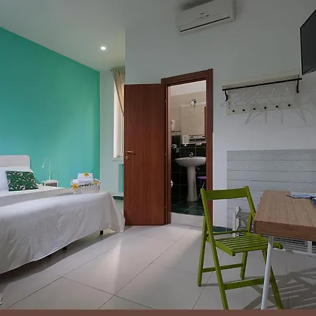 Anna's Family Terrace B&B 3*
