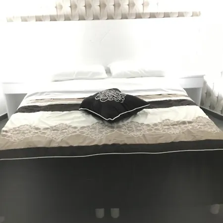 Bed & Breakfast Alambrado & 2*