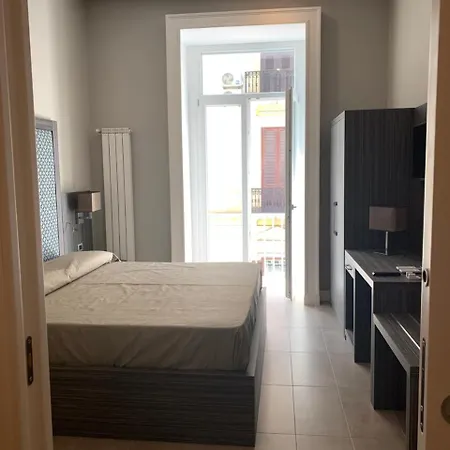 Hotel Ausonia