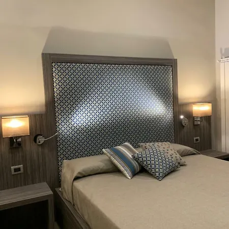 Hotel Ausonia