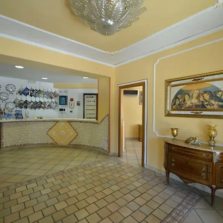 Martini 3* Casavatore