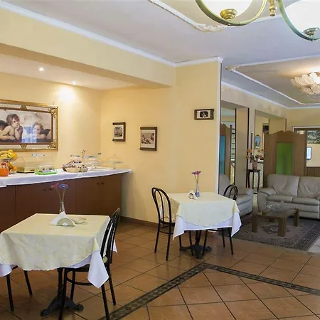 Hotel Martini 3*