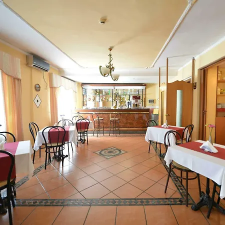 Hotel Martini 3*