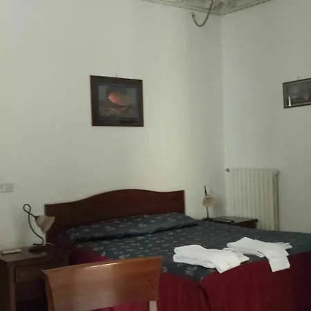Miseria E Nobilta' Nocleg ze śniadaniem 2*