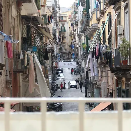 Speranzella 86 بيت ضيافة 3*