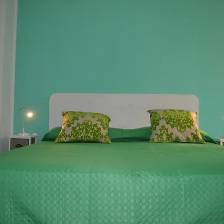 Anna's Family Terrace B&B 나폴리