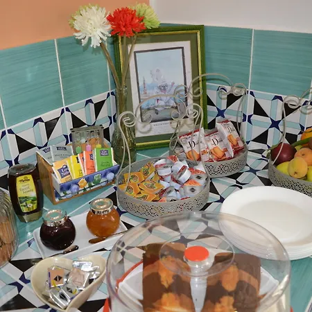 Anna's Family Terrace B&B 나폴리