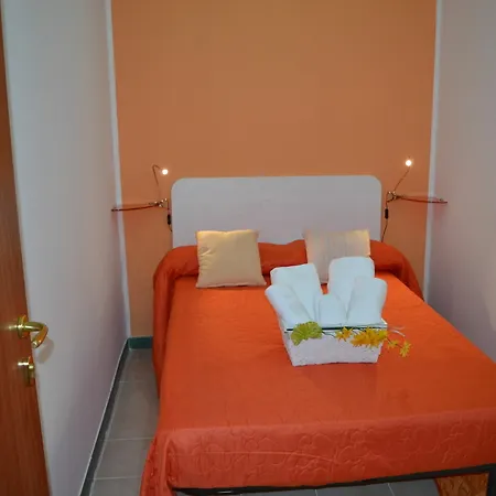 Anna's Family Terrace B&B 나폴리