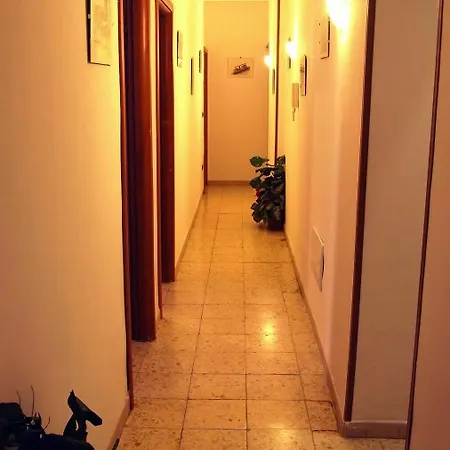 Konukevi Stazione Napoli