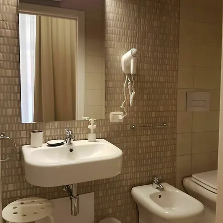 Affittacamere Sanbiagio, 25 Napoli