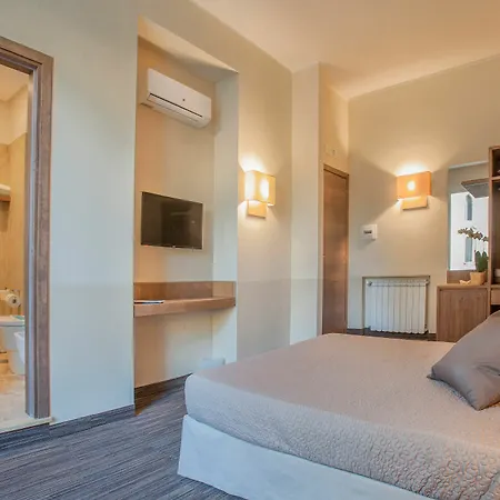 Dimora San Felice 3* Неаполь
