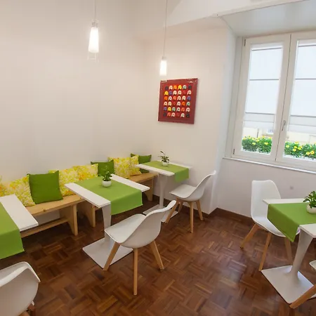 319 Al Duomo Bed & Breakfast Naples