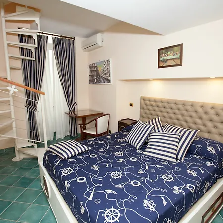 Hotel Ausonia