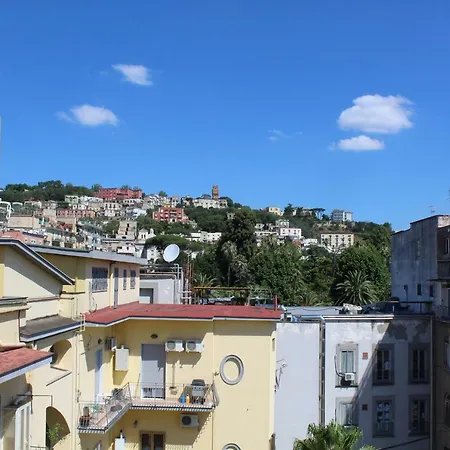 L'occhio Sul Vesuvio Con Terrazza Privata E Casa Senza Terrazza Privata Апартаменты Неаполь