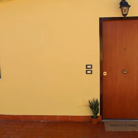 L'occhio Sul Vesuvio Con Terrazza Privata E Casa Senza Terrazza Privata Неаполь