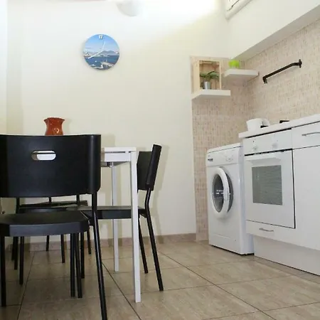 L'occhio Sul Vesuvio Con Terrazza Privata E Casa Senza Terrazza Privata Неаполь