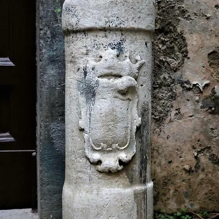 Affittacamere Palazzo Solimena