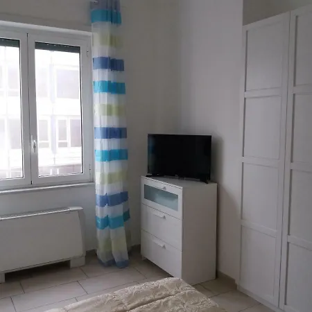 De Gasperi 5 Guest house