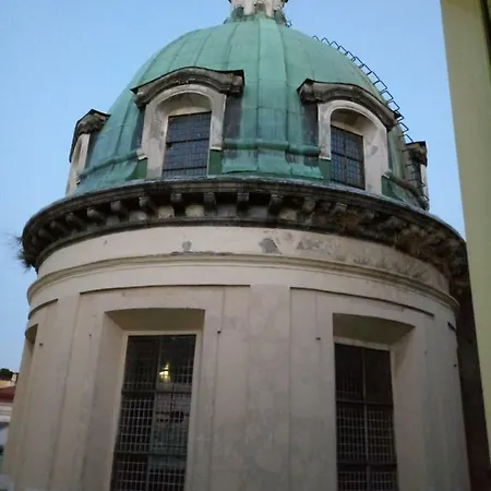 Magic Green Naples