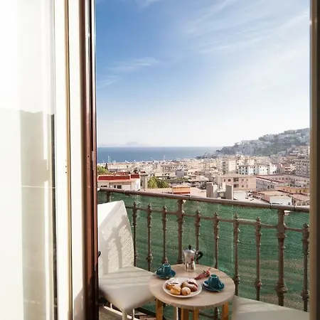 Bed & Breakfast Napolicentro Mare - Sea View &