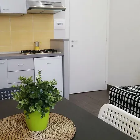 Guest house Centro Storico - Fermata Montesanto Naples