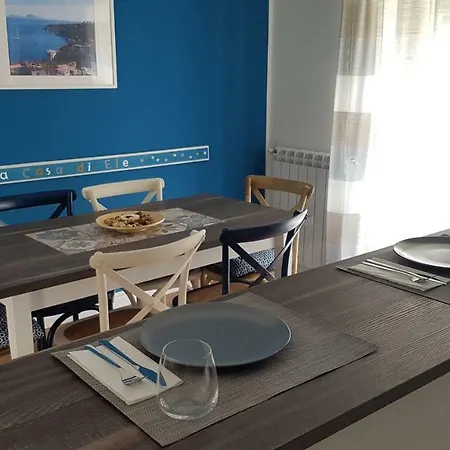 A Casa Di Ele * Naples