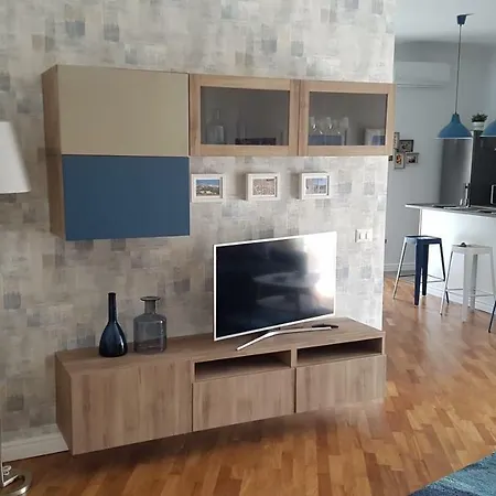 A Casa Di Ele Naples
