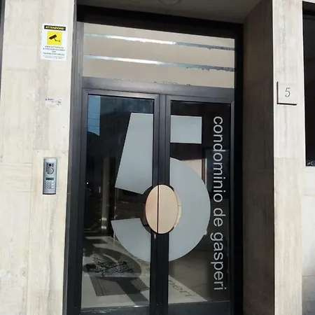 De Gasperi 5 Guest house Naples